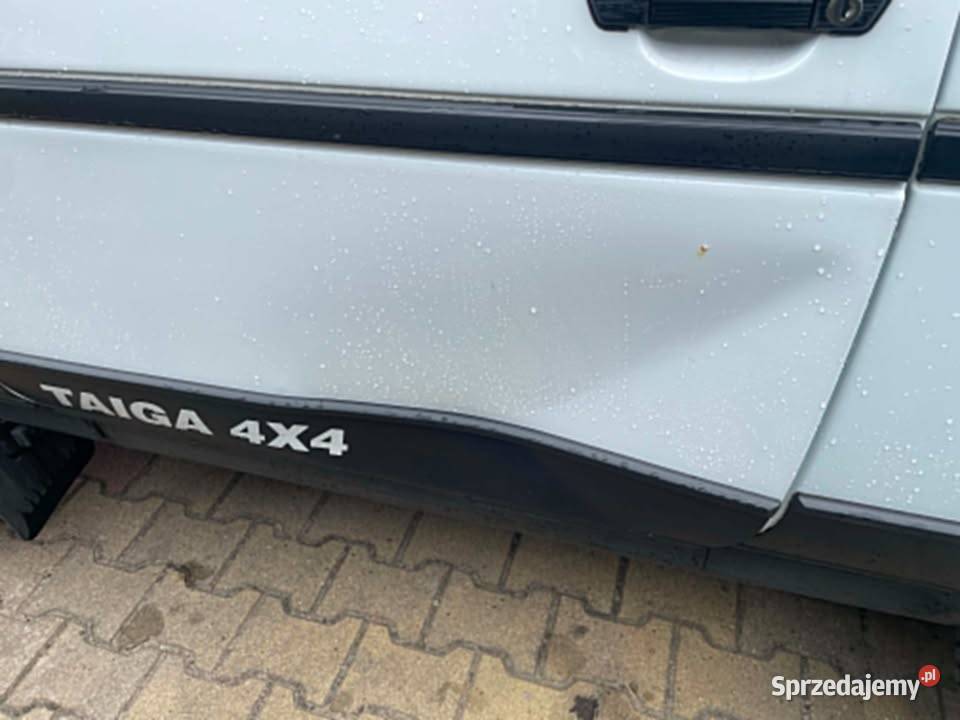 Lada Niva 2015 4x4 nieuszkodzony Goleniów sprzedam