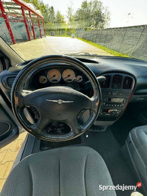 CHRYSLER VOYAGER 28 Crdi Diesel 150 2007r 7 240521km sprzedam