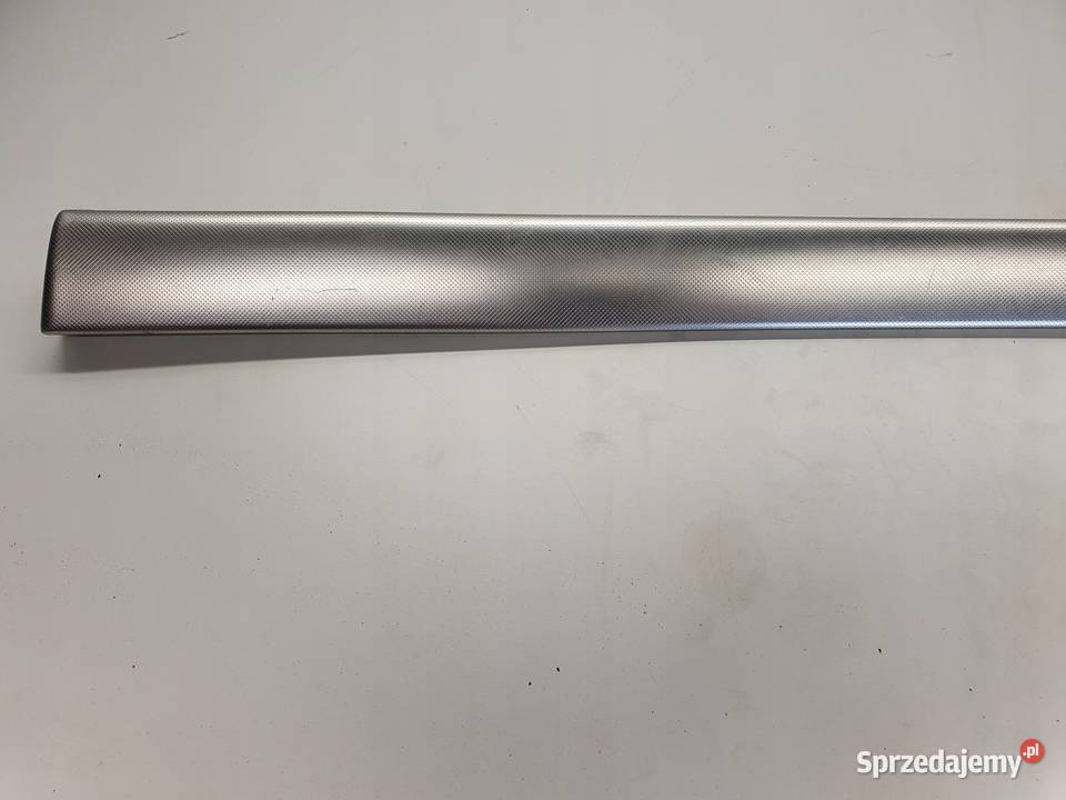 LISTWA DEKORY DRZWI AUDI A4 B7 S LINE 8E0867420 Przystajń sprzedam