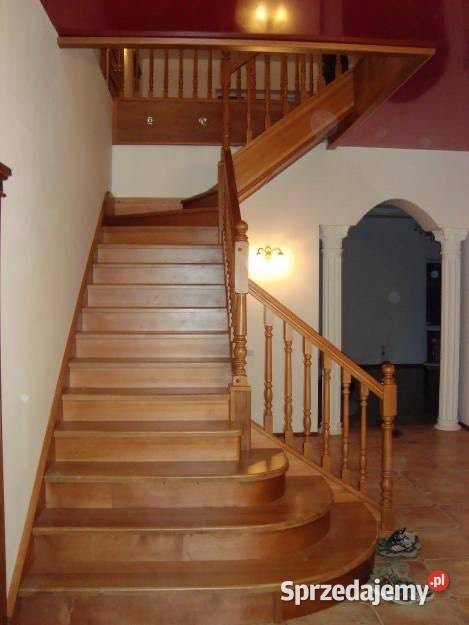 Oferuje schody drewniane Bydgoszcz