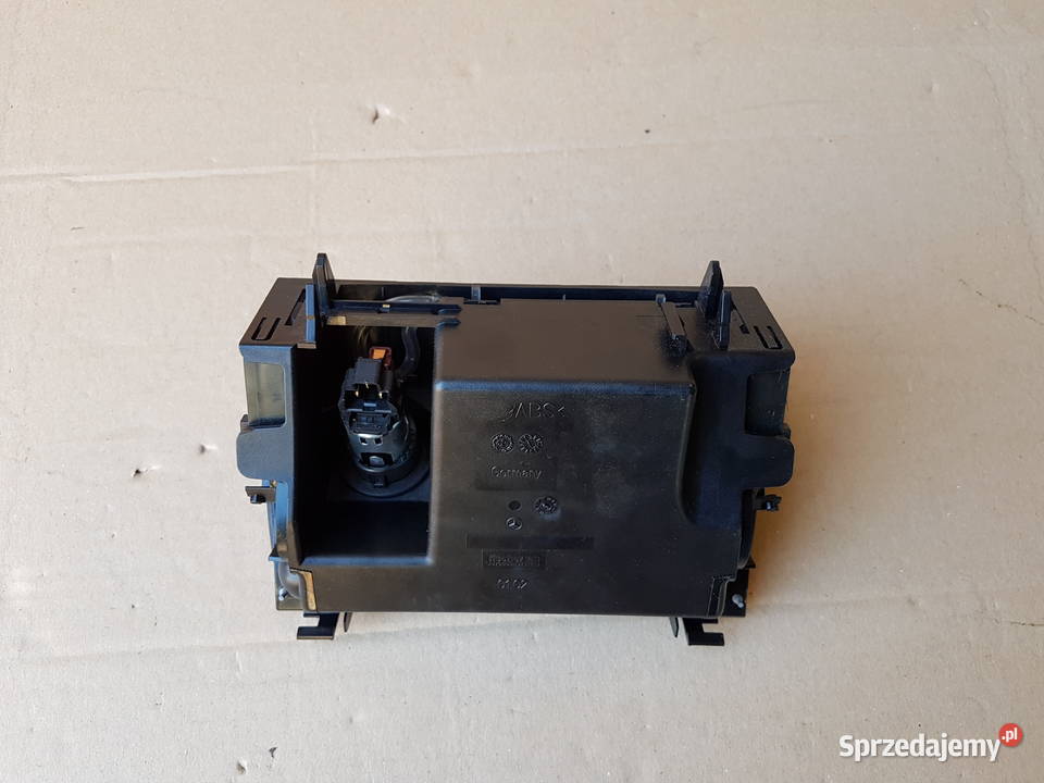 Mercedes CLS w219 schowek skrytka środkowa 12v Legnica