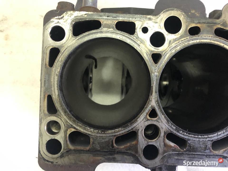 BLOK SILNIKA 03L103021B 20TDI VW TIGUAN 5N CBAB osobowe sprzedam