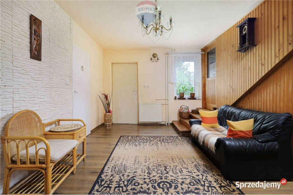 Stadnina Koni hodowla zwierząt dom na wsi Rok budowy 1987 Cieszyn