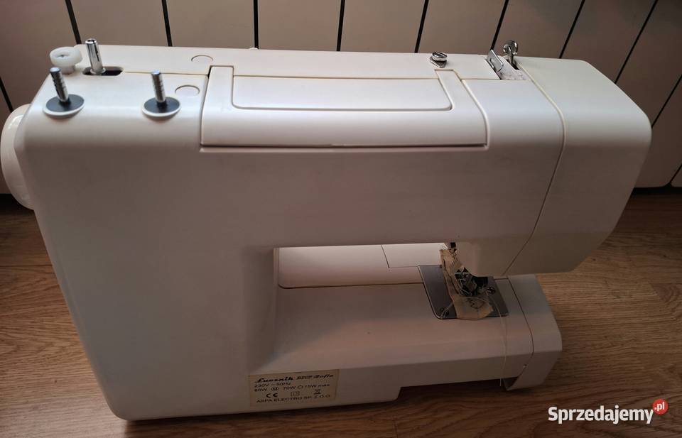 maszyna do szycia marki łucznik Żyrardów sprzedam