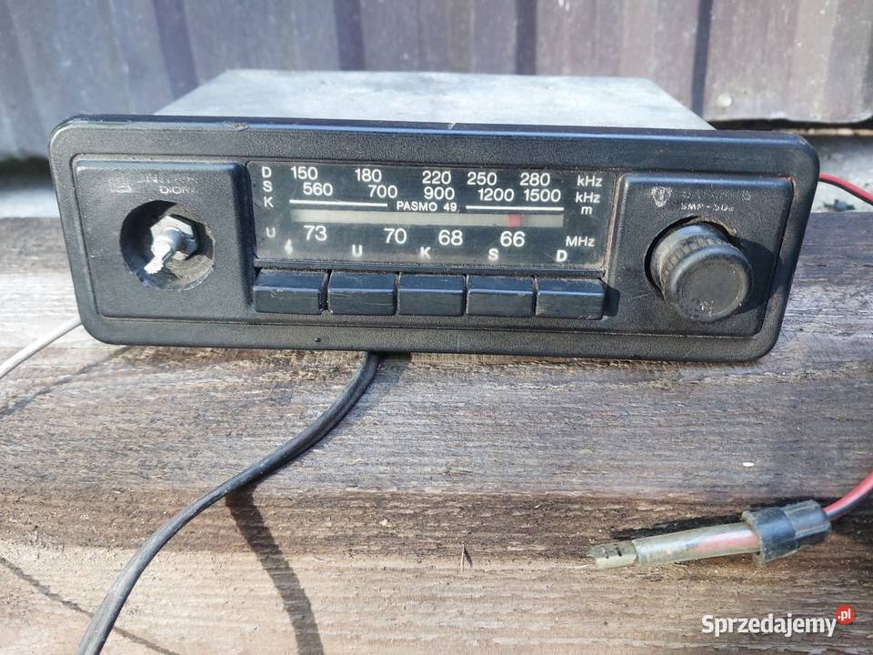 Stare Radio samochodowe Unitra Diora Wąwolnica