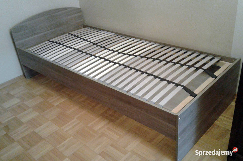 Używane łóżko jednoosobowe z materacem z Ikei Łódź