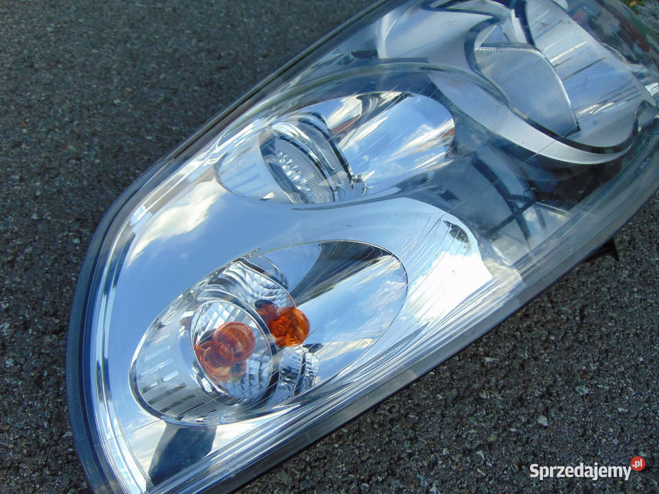 Lampa 1ER01011701 260600049R Renault Master III dostawcze Ryki sprzedam
