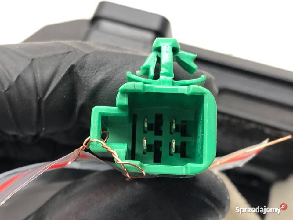 KLAMKA KLAPY TYŁ SUZUKI SX4 SUV osobowe sprzedam