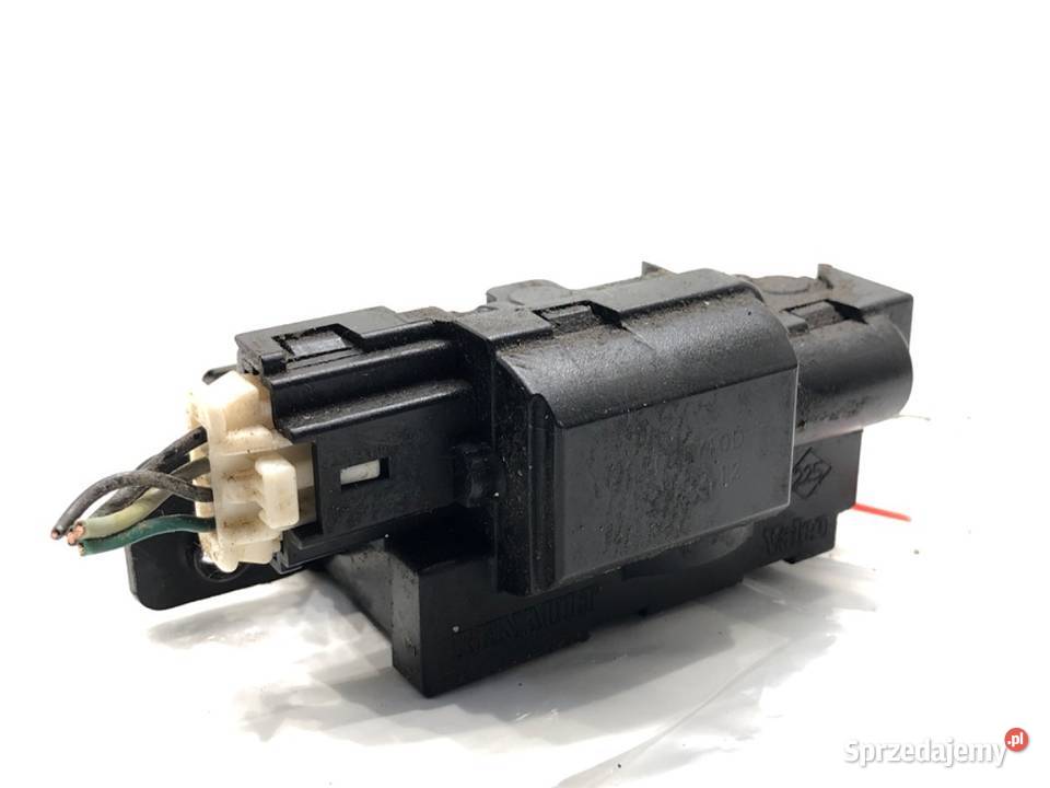 ZAMEK KLAPY TYŁ NISSAN QASHQAI J10 Crossover podkarpackie