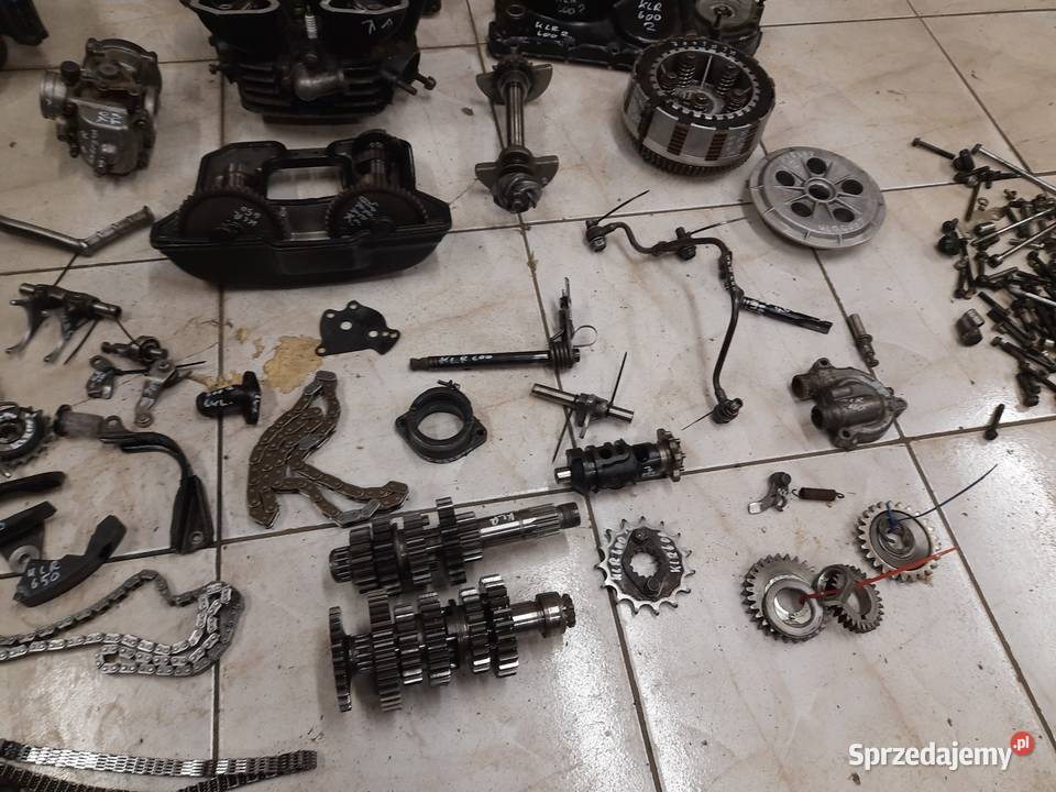 Kawasaki KLR 600 silnik części głowica wał Silniki i osprzęt Silniki i osprzęt Jelenia Góra