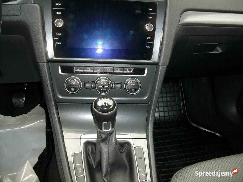 Volkswagen Golf 15983 diesel 85 KW VII 2012