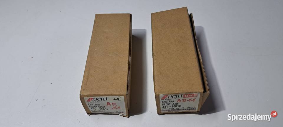 Nowe kierunkowskazy przednie VW Santana Passat Luzino