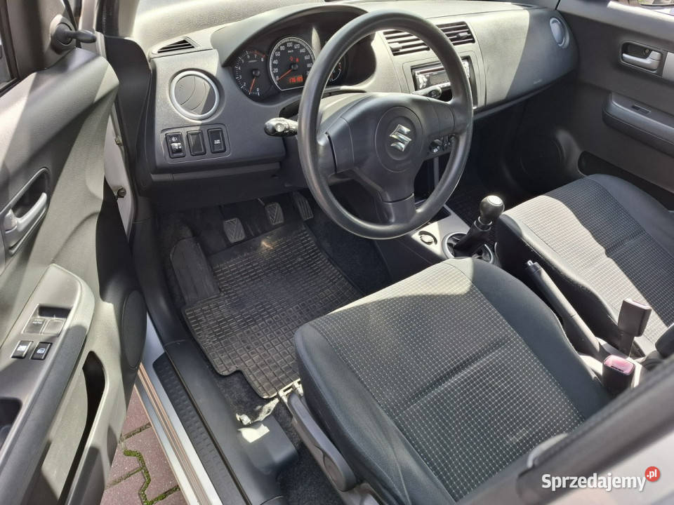 Suzuki Swift Zarejestrowany i Ubezpieczony w