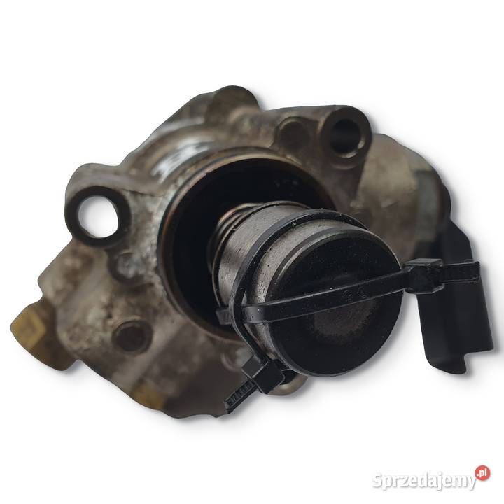 POMPA WTRYSKOWA VW Passat B6 20 FSI 06F127025D osobowe lubelskie Chełm