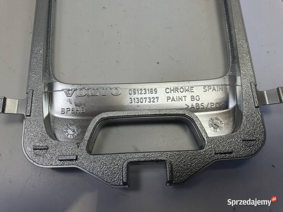 Volvo V40 II RAMKA PANELU NAWIEWU Chrom 31307327 Janów