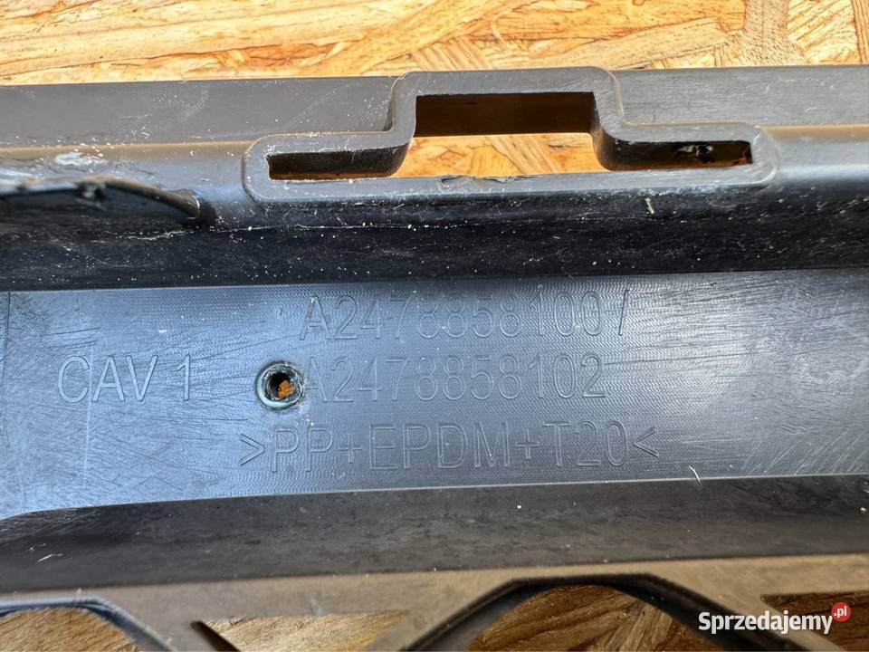 Spoiler dół zderzaka przód dokładka Mercedes GLB A2478858100