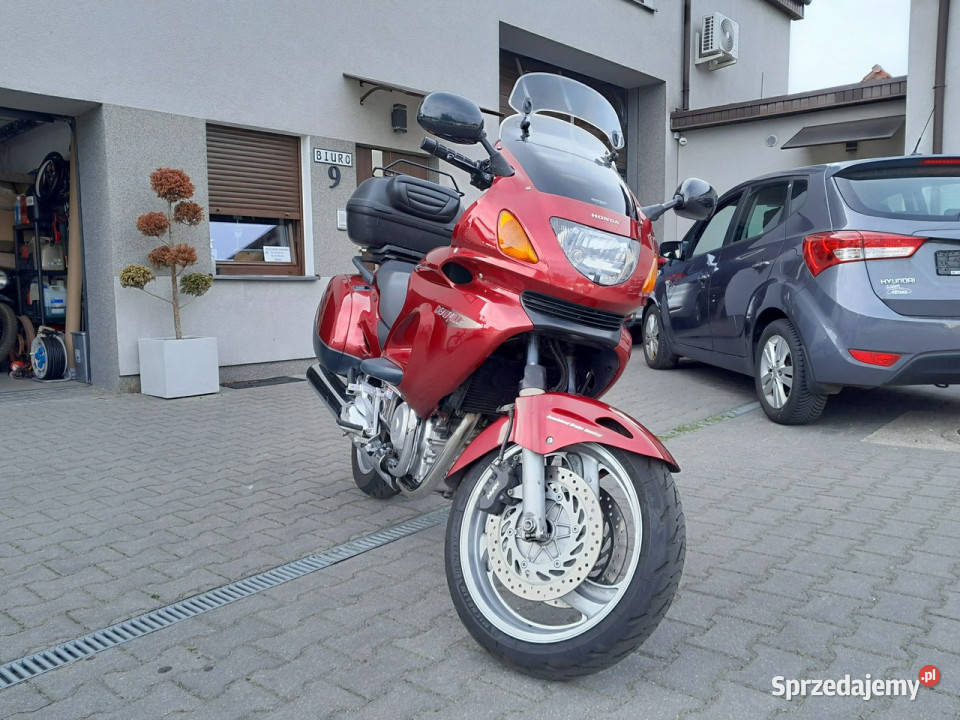 Honda NTV NTV 650 DEAUVILLE stan bezwypadkowy Gryfino
