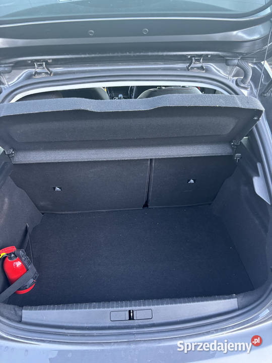 Peugeot 208 2023 12 benzyna 75 koni