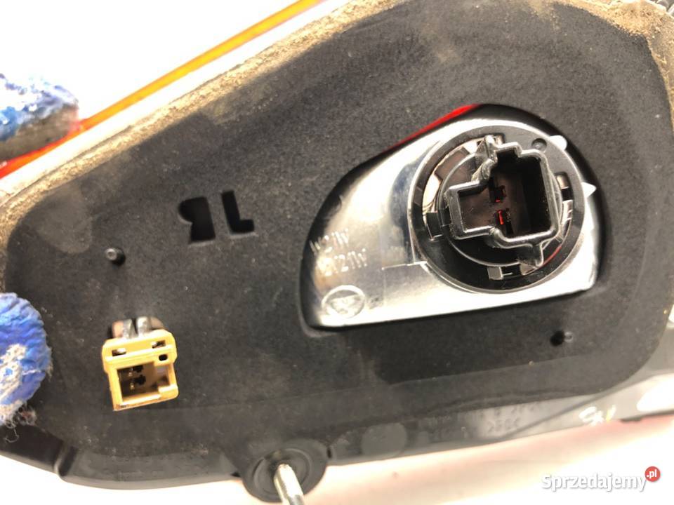 LAMPA TYŁ LEWA WEWNĘTRZNA NISSAN PULSAR osobowe