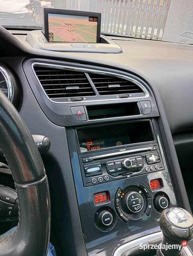 Peugeot 5008 LPG bezwypadkowy lakier metallic łódzkie Szczerców