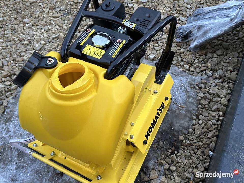 Zagęszczarka Komatsu 32HT Górzno