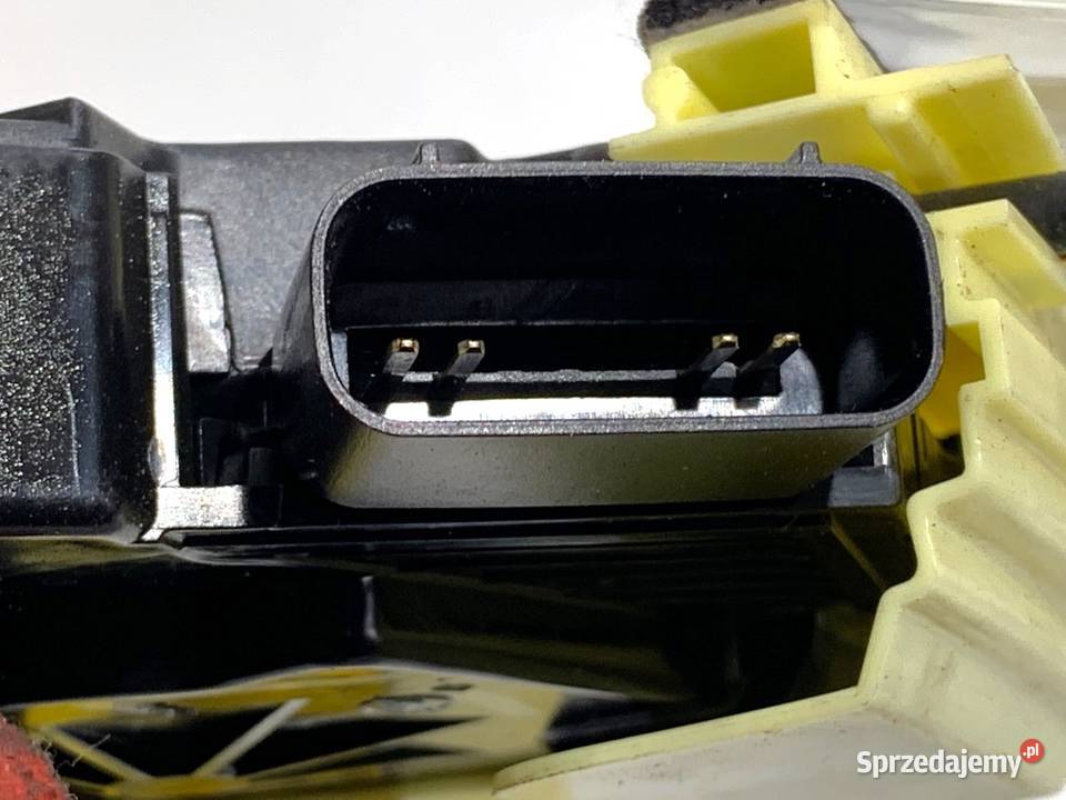 ZAMEK DRZWI LEWY TYŁ SSANGYONG TORRES Crossover