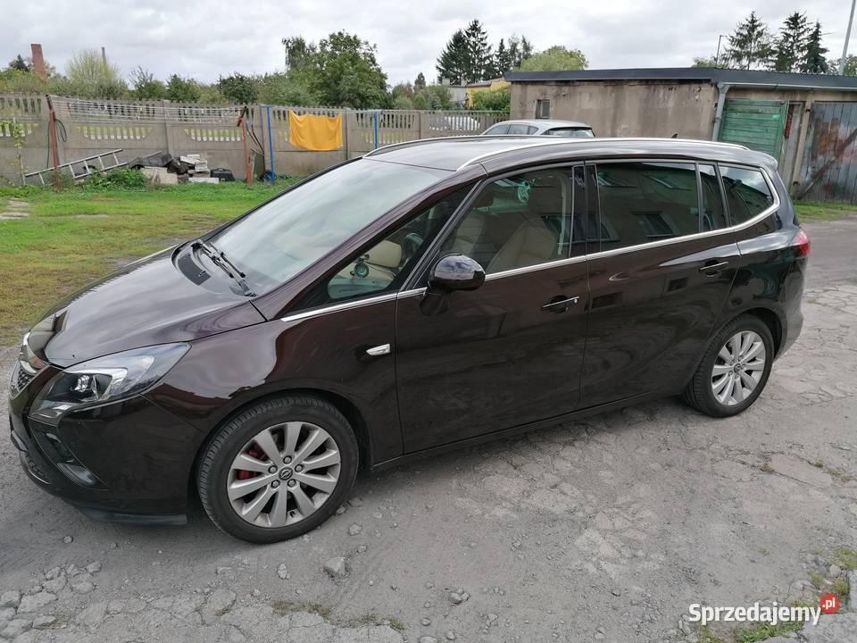 Opel Zafira C 2014 20 w stanie technicznym i Lisków