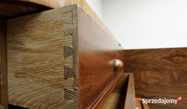 Antyczna komoda art deco z lat 30tych renowacji Jerka