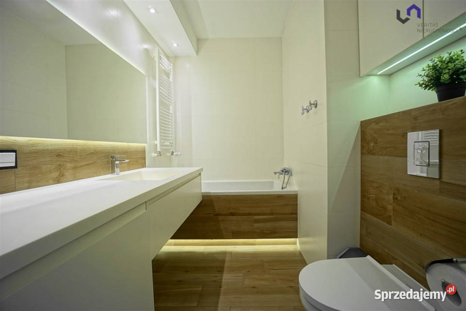 sprzedaży mieszkania Katowice Tysiąclecia 3598