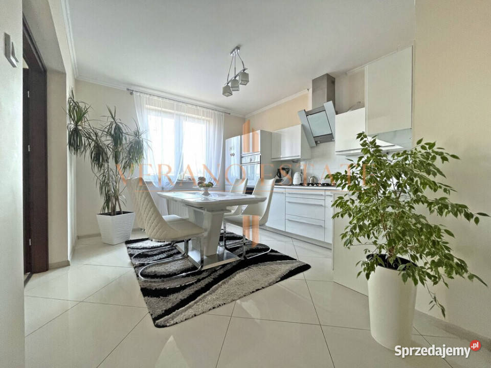 Piękne 3 Pokoje Balkon Piwnica Centrum Nieruchomości mazowieckie Grójec