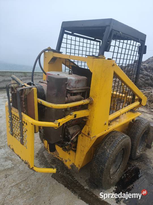 Miniładowarka case 120 szerokości Case IH Nowa Karczma