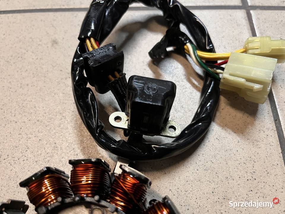 Alternator impulsator stojan Hyosung GA 125 Silniki i osprzęt Brzeszcze