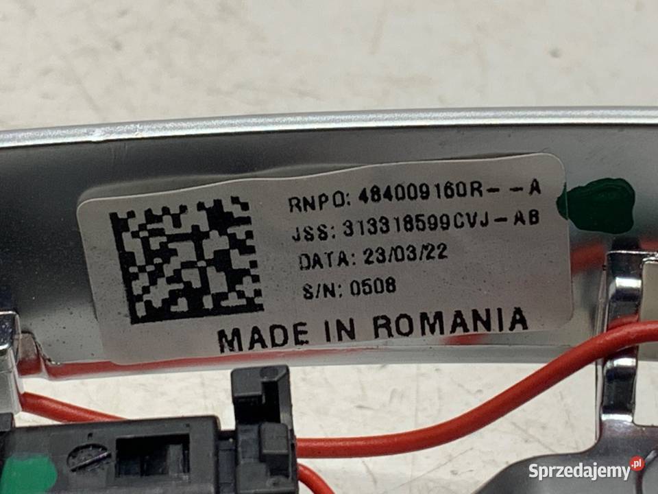 PRZEŁĄCZNIKI KIEROWNICY DACIA DUSTER 255506137R