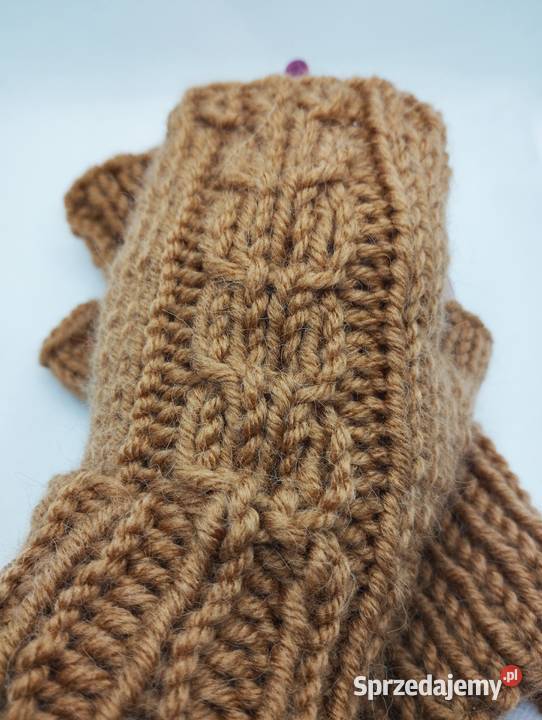 Miękkie ciepłe beżowe mitenki rękodzieło wełna Olsztyn