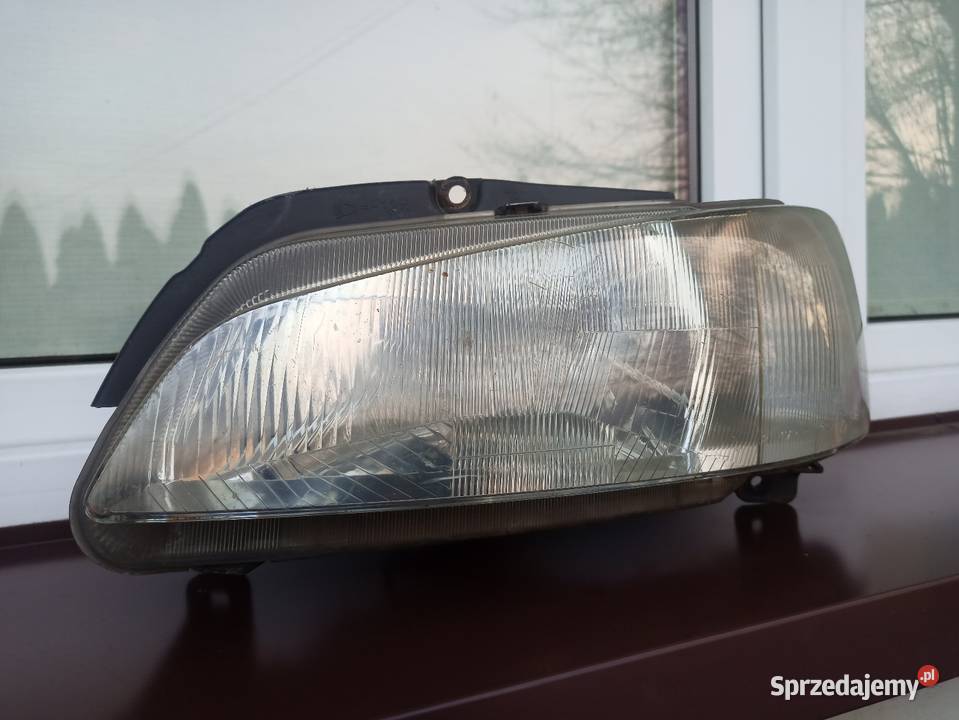 Peugeot 106 FL LIFT lampa przednia lewa osobowe Lampy przednie sprzedam