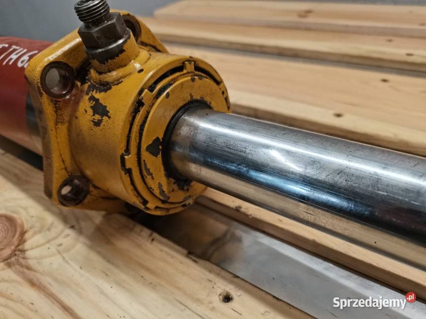 CAT TH 82 Siłownik wspomagania sprzedam