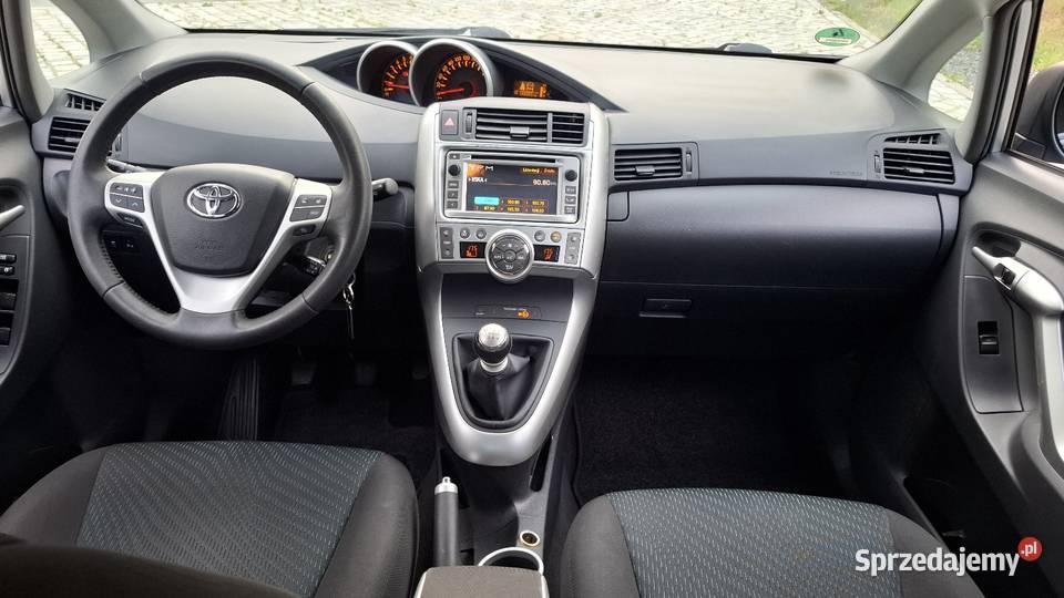 Toyota Verso 16 benzyna 20112012r Polska Nowa Wieś