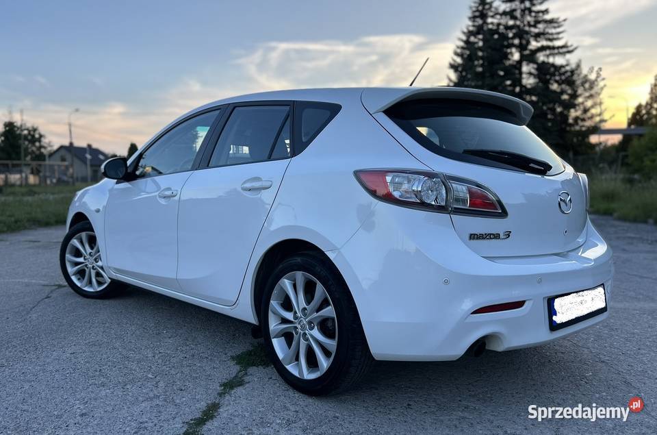 Mazda 3 2011r16 benzyna zarejestrowana w biała benzyna Ostrów Mazowiecka