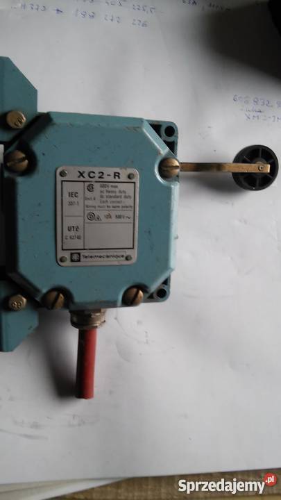 Wyłącznik krańcowy XC2R 10A 500V Dąbrowa Górnicza sprzedam