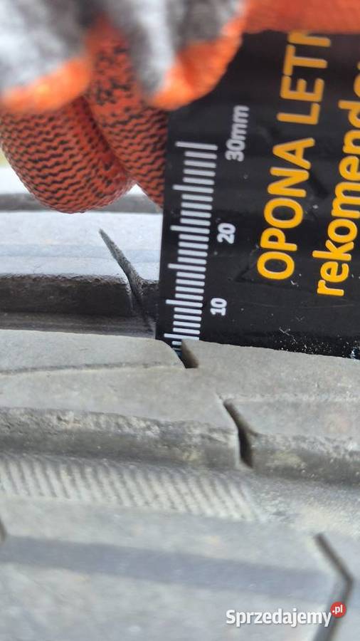 4 opony letnie 19565 R15 Bujaków sprzedam