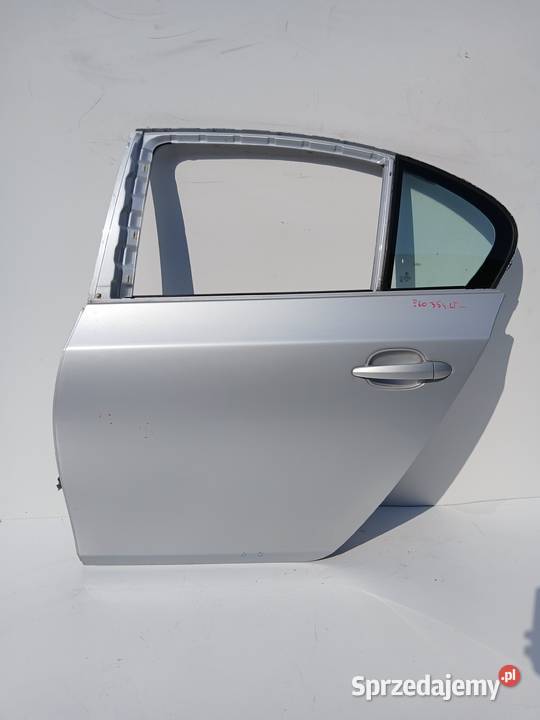 DRZWI LEWE TYLNE BMW E60 TITANSILBER Strzyżewice
