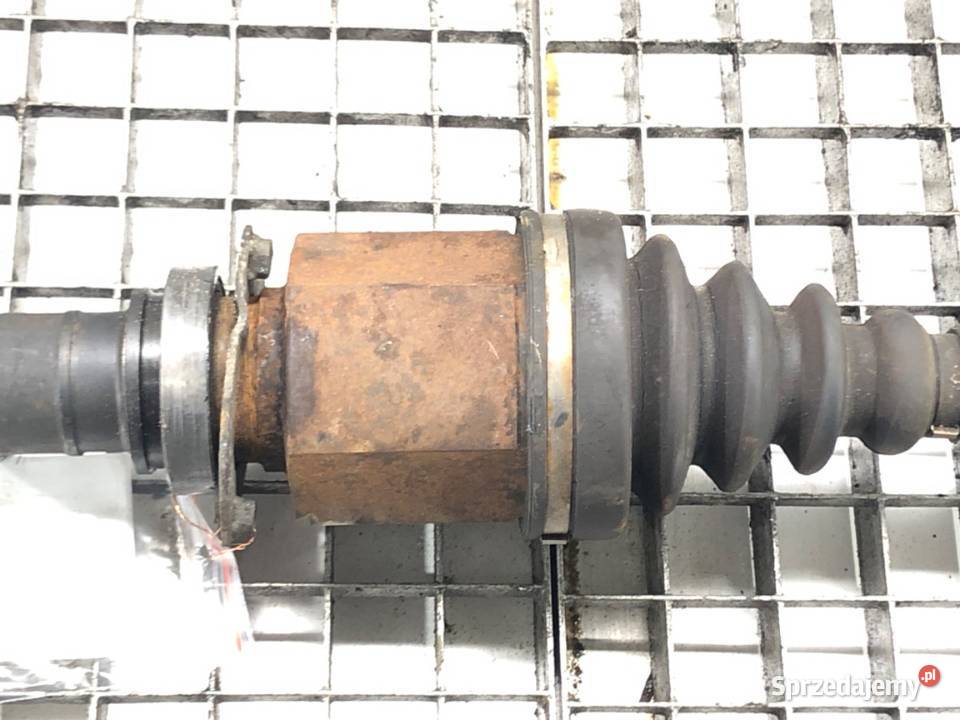 PÓŁOŚ PRAWY PRZÓD FIAT CROMA 19 150 PRZEGUB