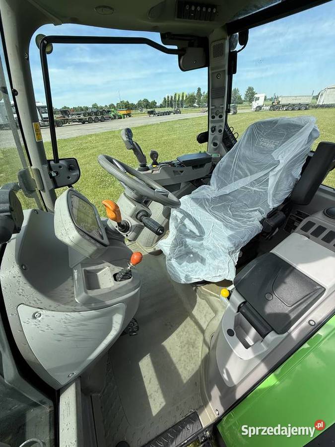 Ciągnik rolniczy DeutzFahr 51104D TTV Rudnik Szlachecki