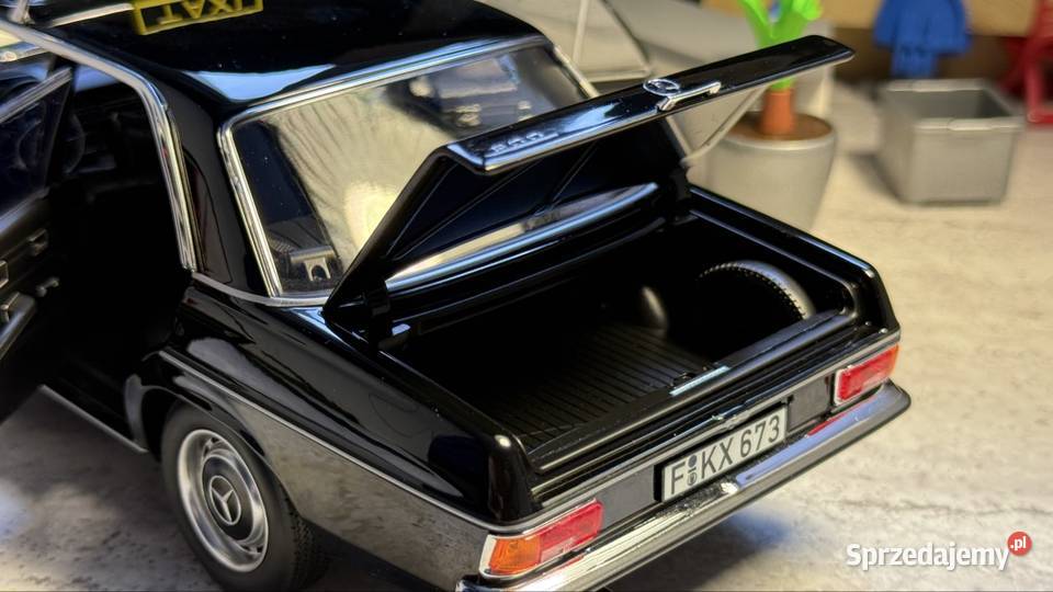 MercedesBenz 200 w115 taxi 118 Norev lubuskie Żary