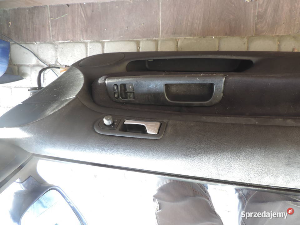 VOLKSWAGEN GOLF IV 3D DRZWI LEWY PRZÓD LB5N Nowy Sącz sprzedam