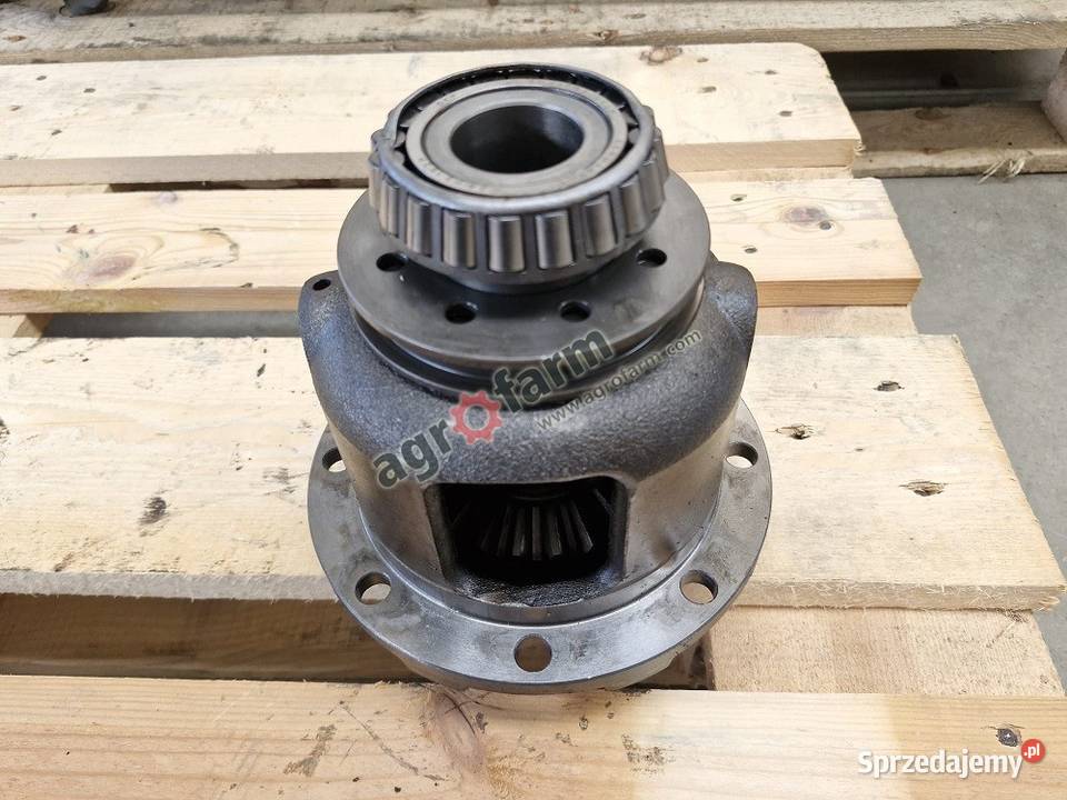 Tylny mechanizm różnicowy Holland T4020 Byków sprzedam