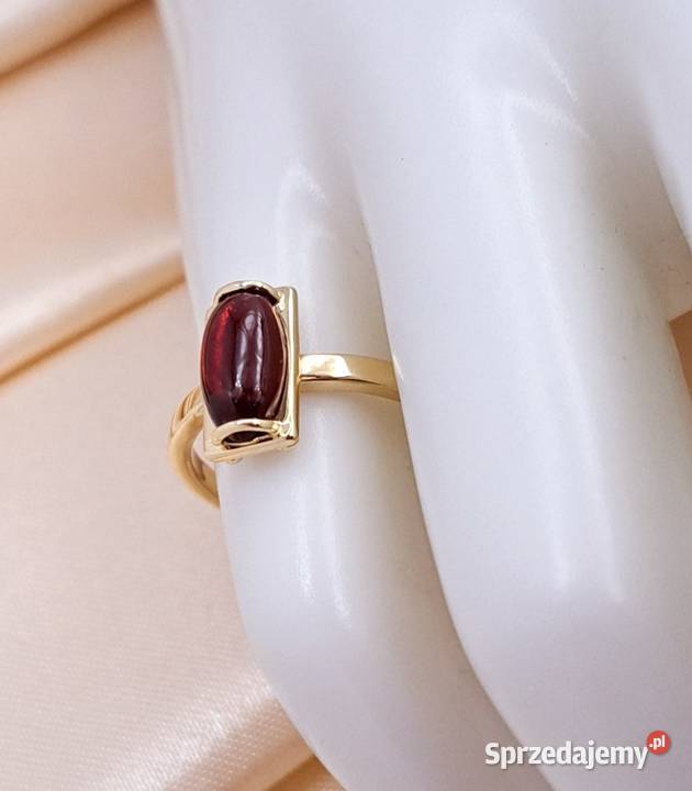 Pierścionek r15 Złoty pr585 z Granatem Z643 Poznań sprzedam