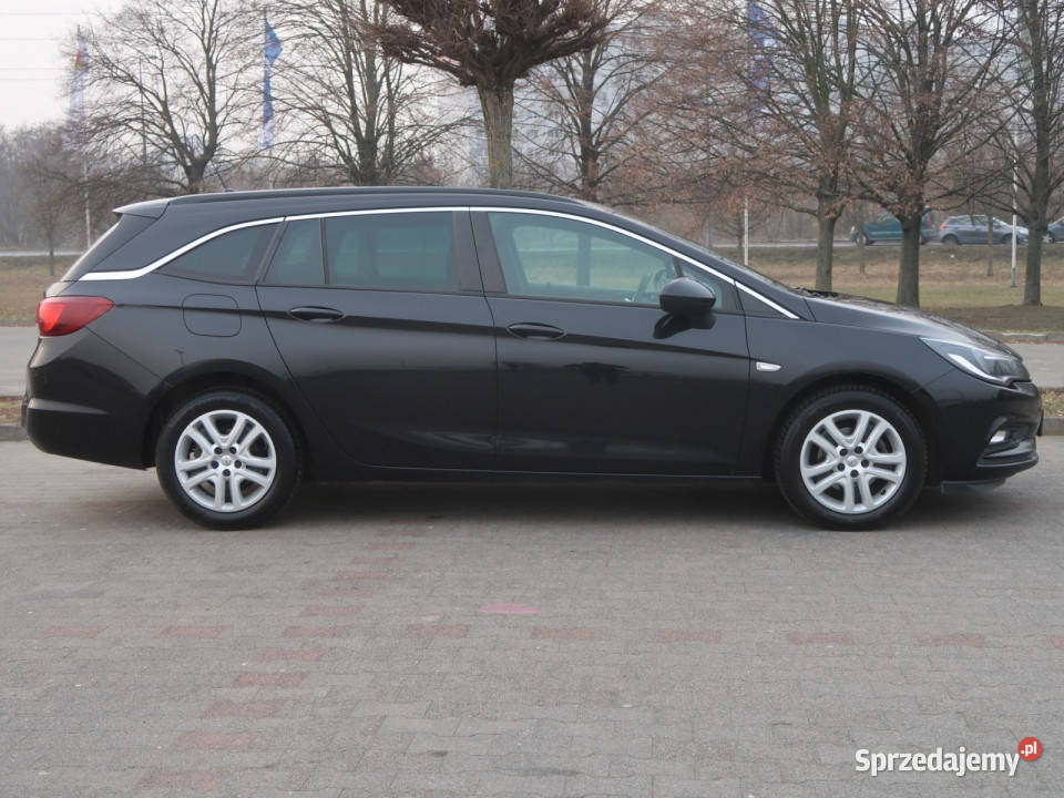 Opel Astra 16 CDTI Bielany Wrocławskie