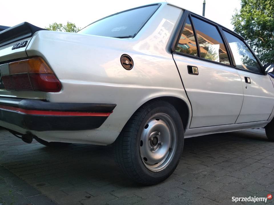 Peugeot 305 GTX 85r 19 benzyna gaz 1km Bielsko-Biała