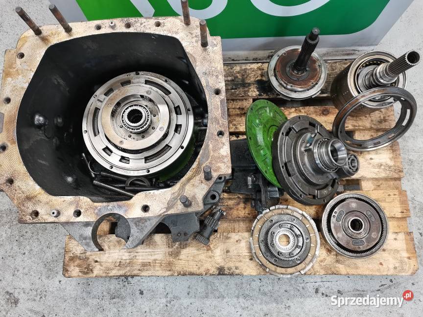 Claas Arion 630 Przekładnia półbiegów Dyna6